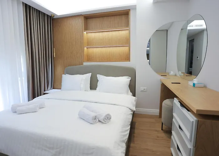 Apartment Exclusive Luxury & Free Parking Tirana