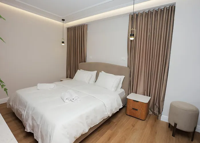 Exclusive Luxury & Free Parking Apartment Tirana