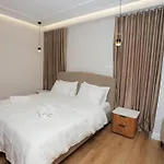 Exclusive Luxury & Free Parking Appartamento Tirana