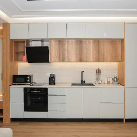 Exclusive Luxury & Free Parking Tirana