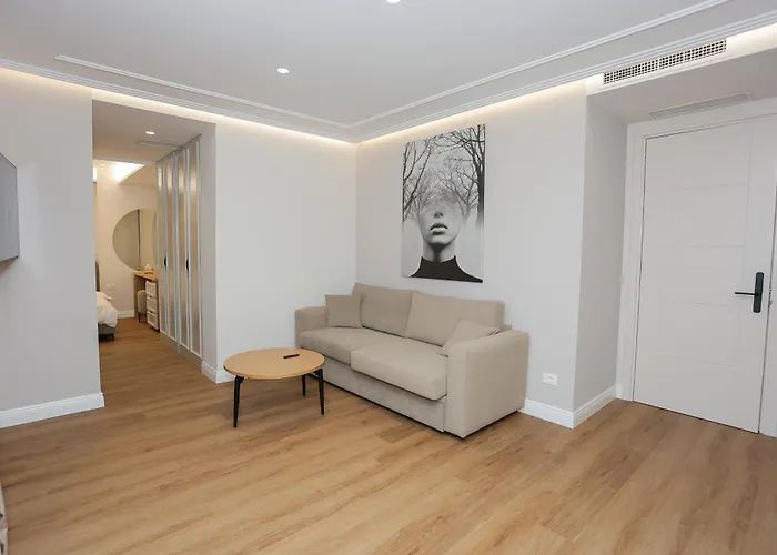 Exclusive Luxury & Free Parking