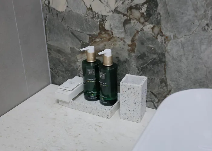 Exclusive Luxury & Free Parking Apartment Tirana